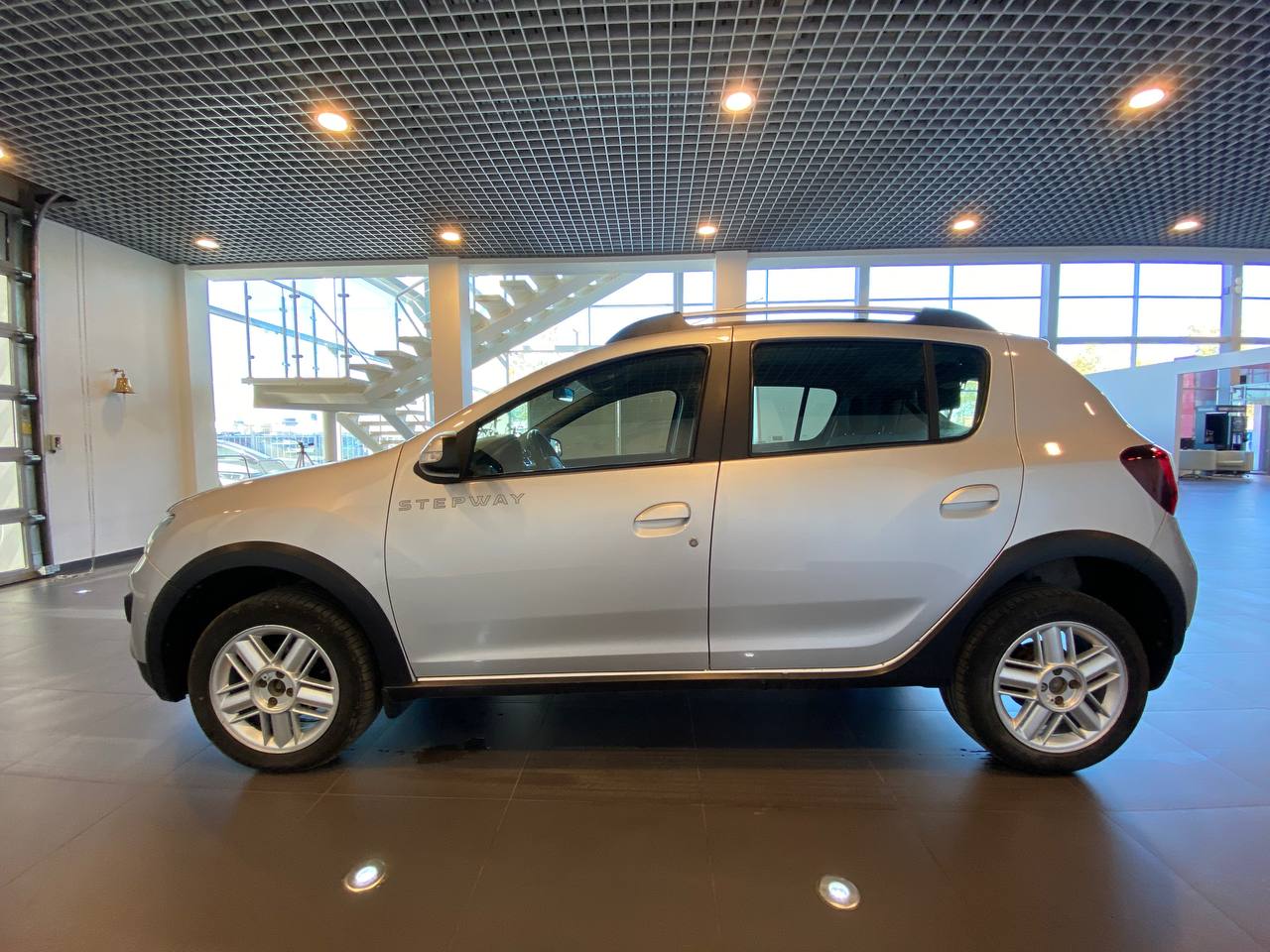 RENAULT SANDERO STEPWAY