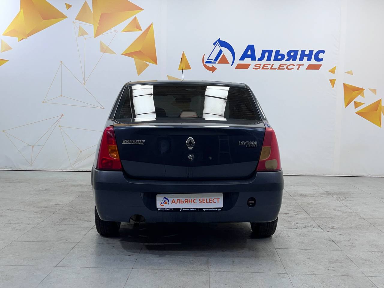 RENAULT LOGAN