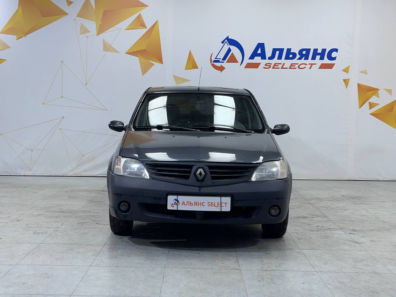 RENAULT LOGAN