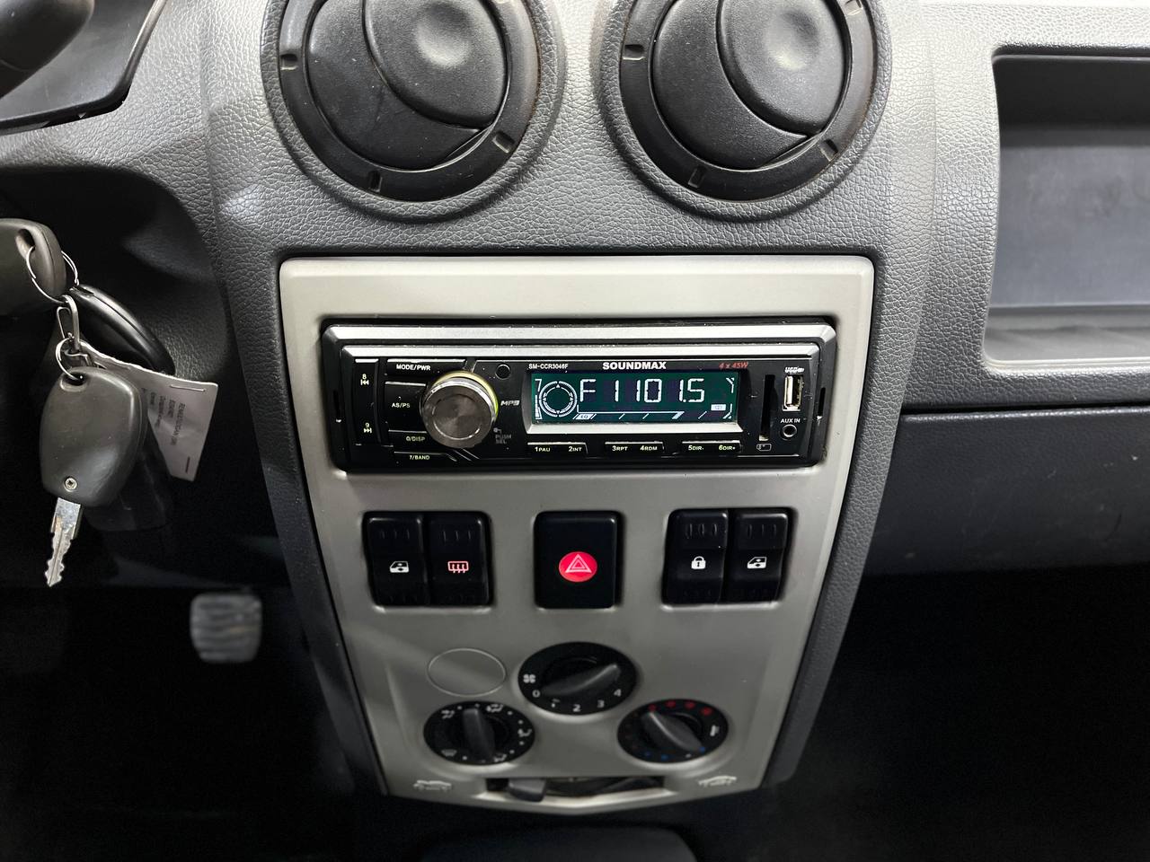 RENAULT LOGAN