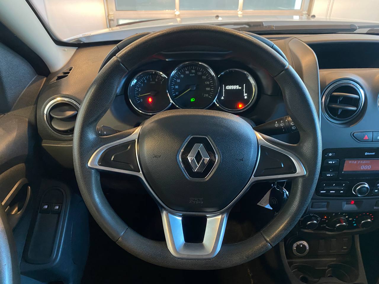RENAULT DUSTER