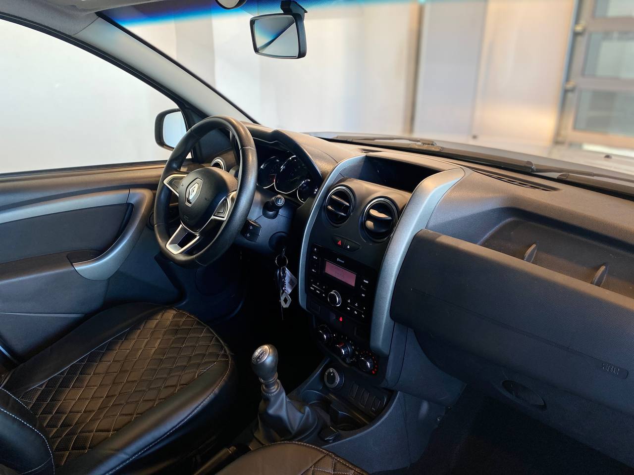 RENAULT DUSTER