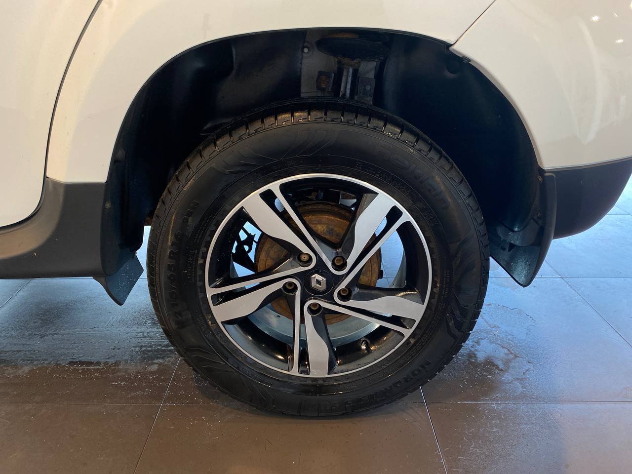 RENAULT DUSTER