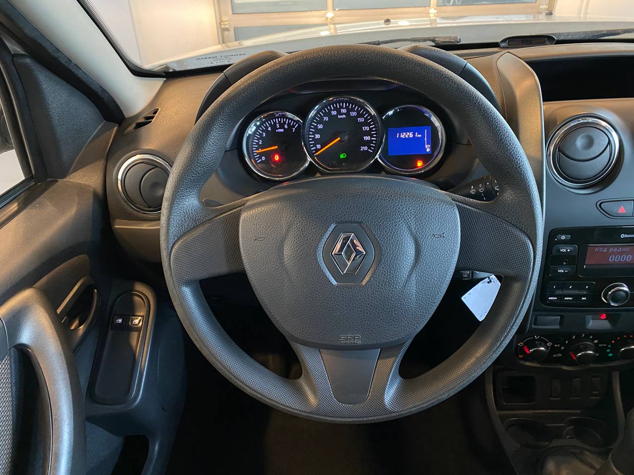 RENAULT DUSTER