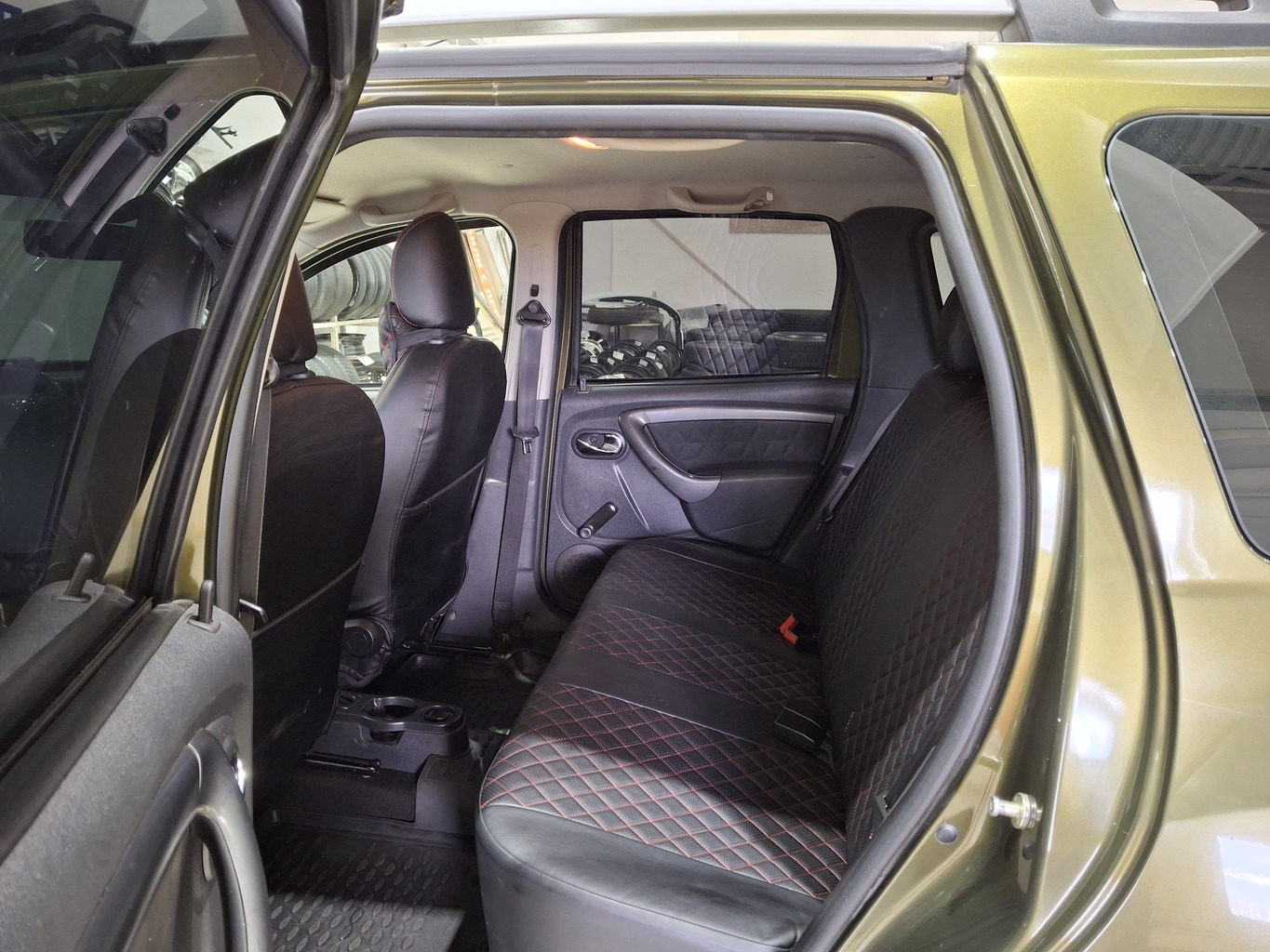 RENAULT DUSTER
