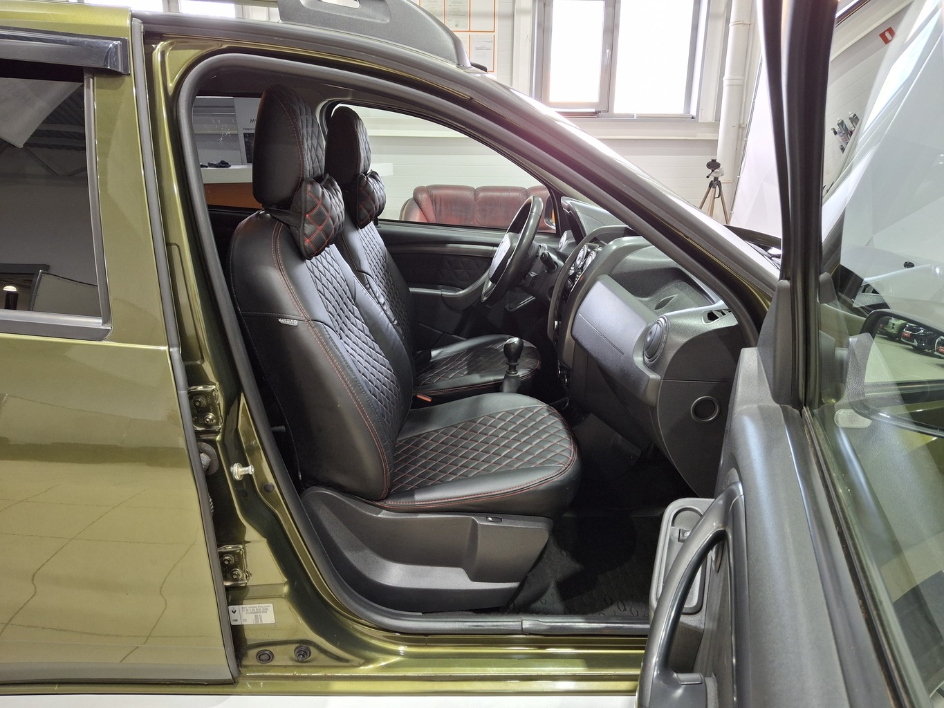 RENAULT DUSTER