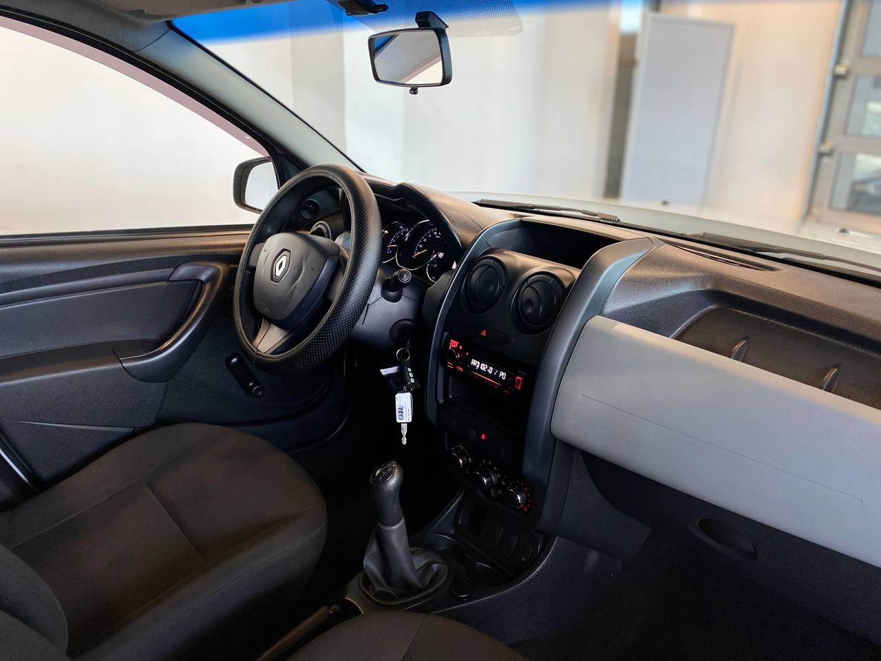 RENAULT DUSTER