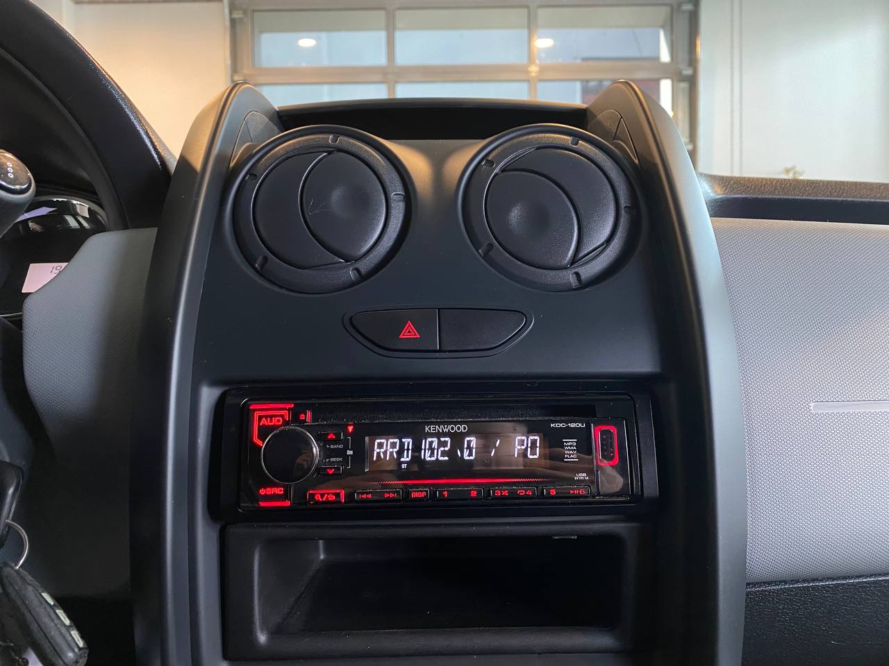RENAULT DUSTER