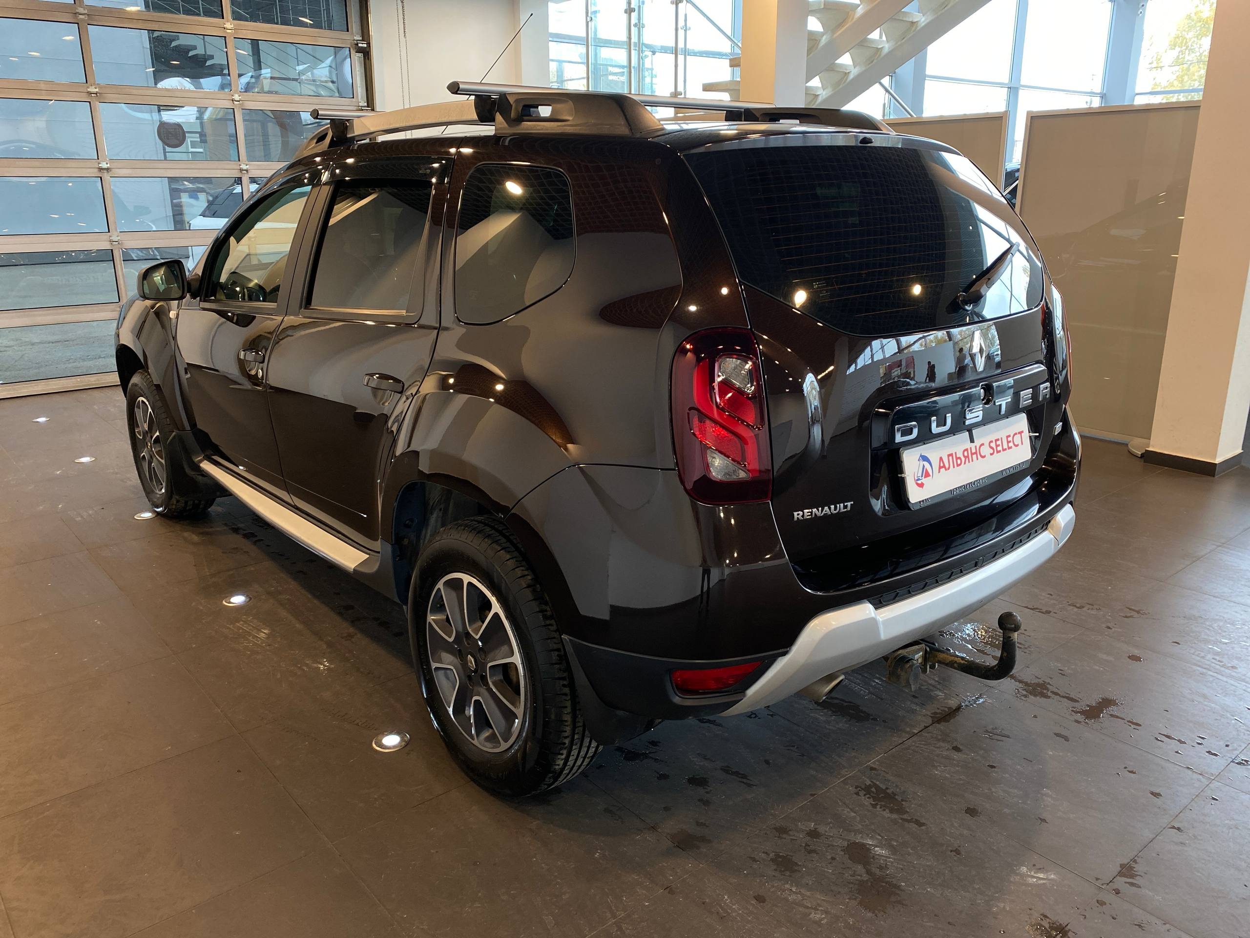 RENAULT DUSTER