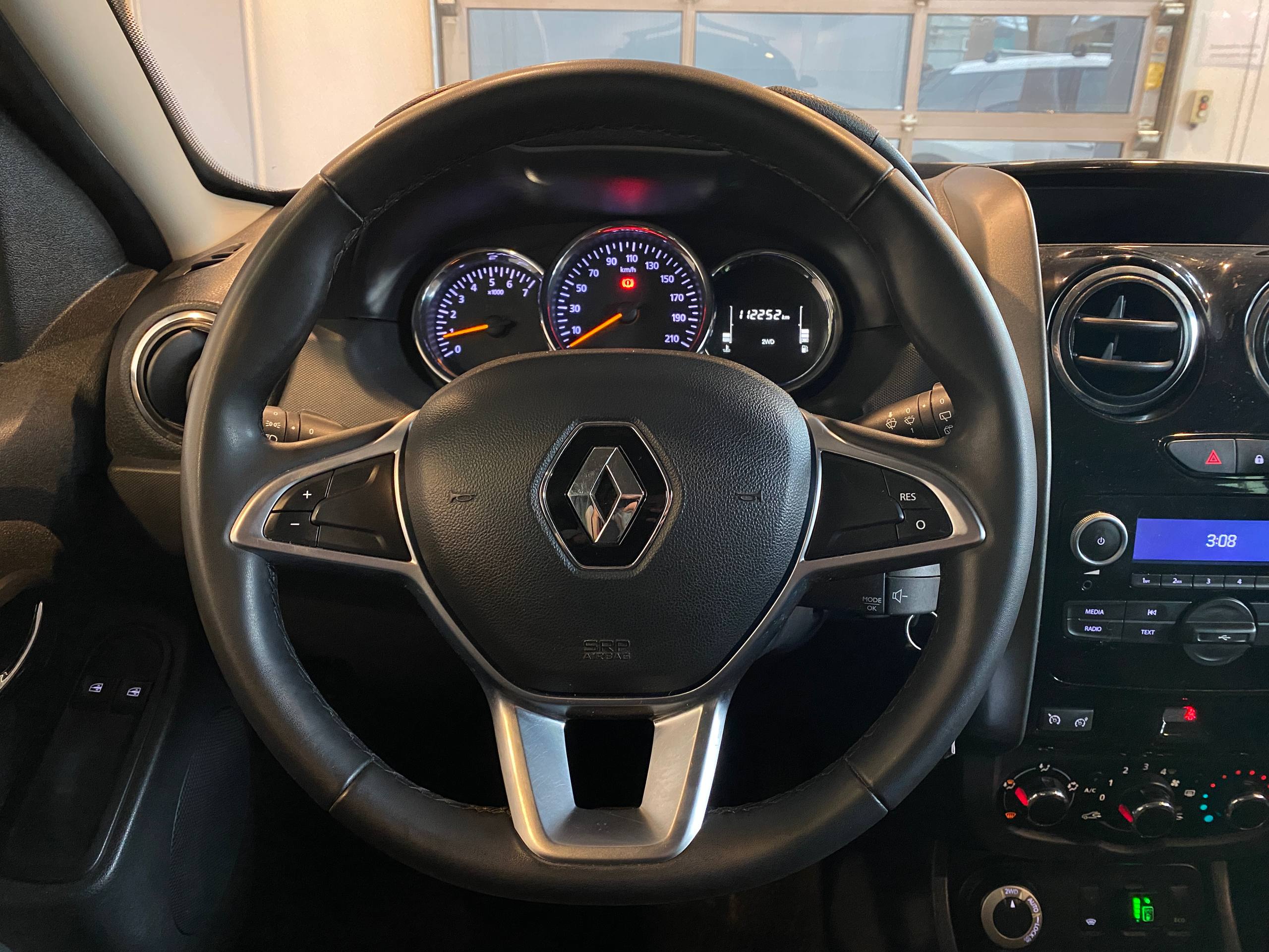 RENAULT DUSTER