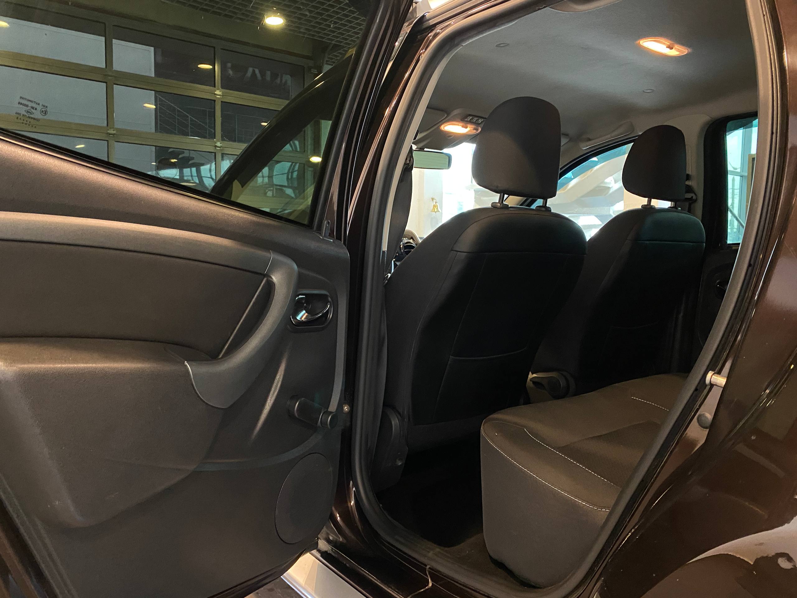 RENAULT DUSTER