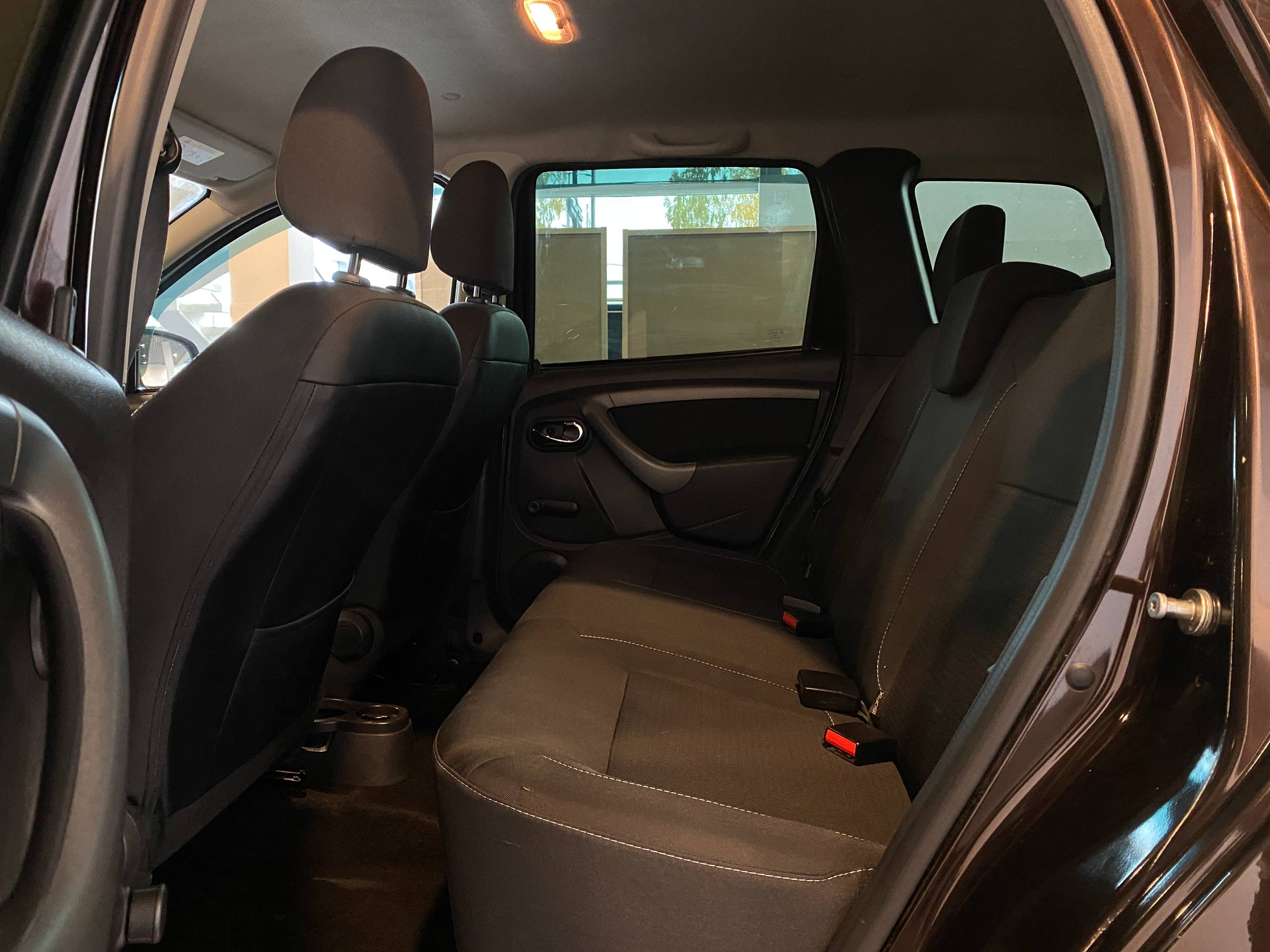 RENAULT DUSTER