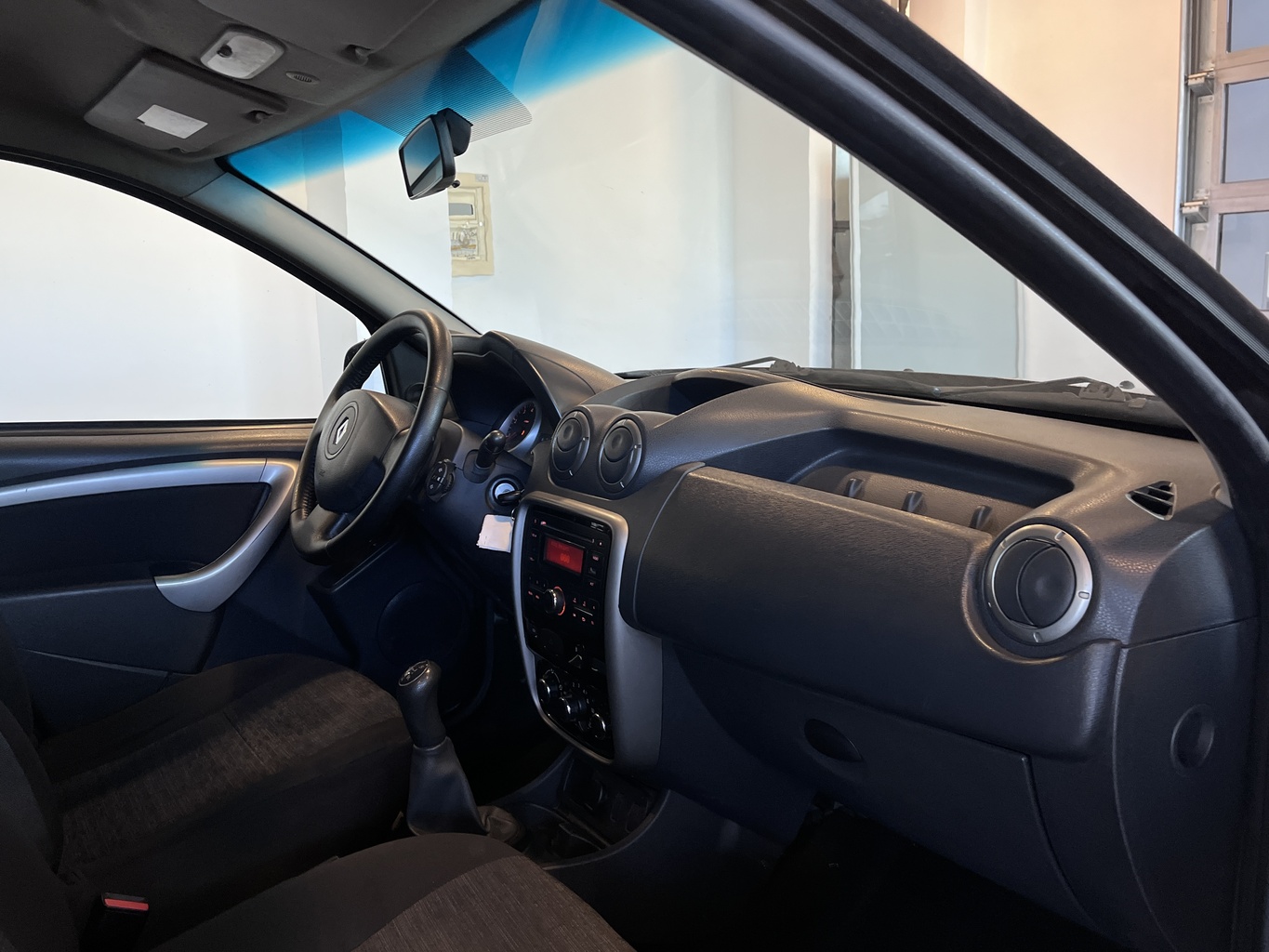 RENAULT DUSTER