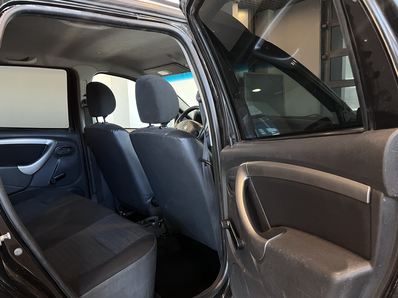 RENAULT DUSTER