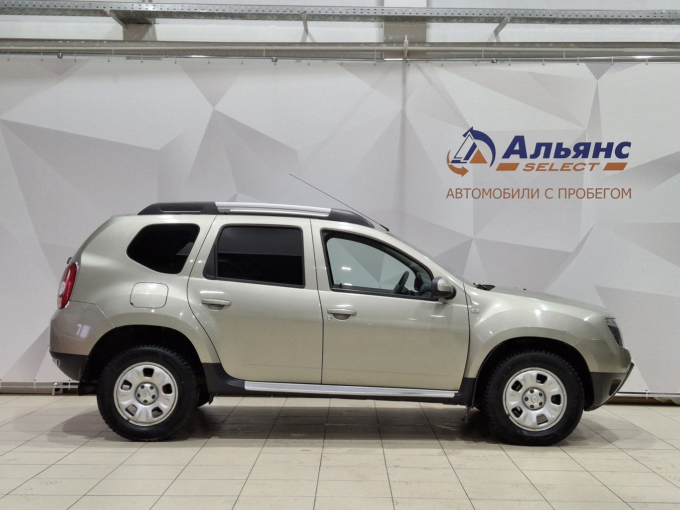 RENAULT DUSTER