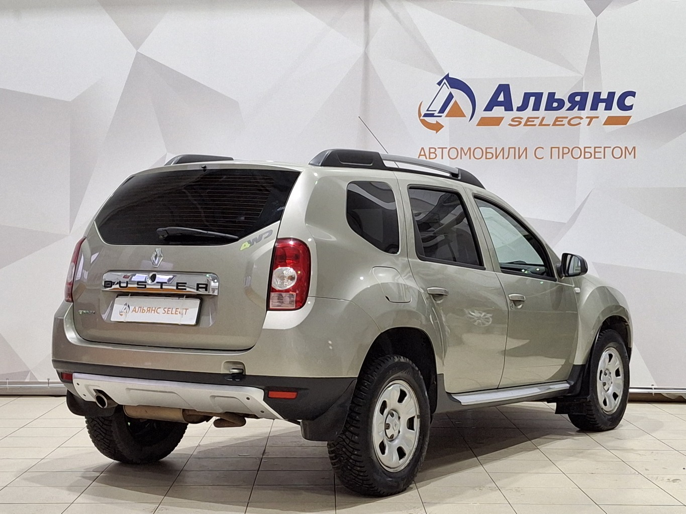RENAULT DUSTER