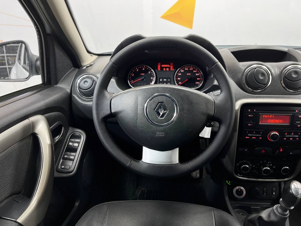RENAULT DUSTER