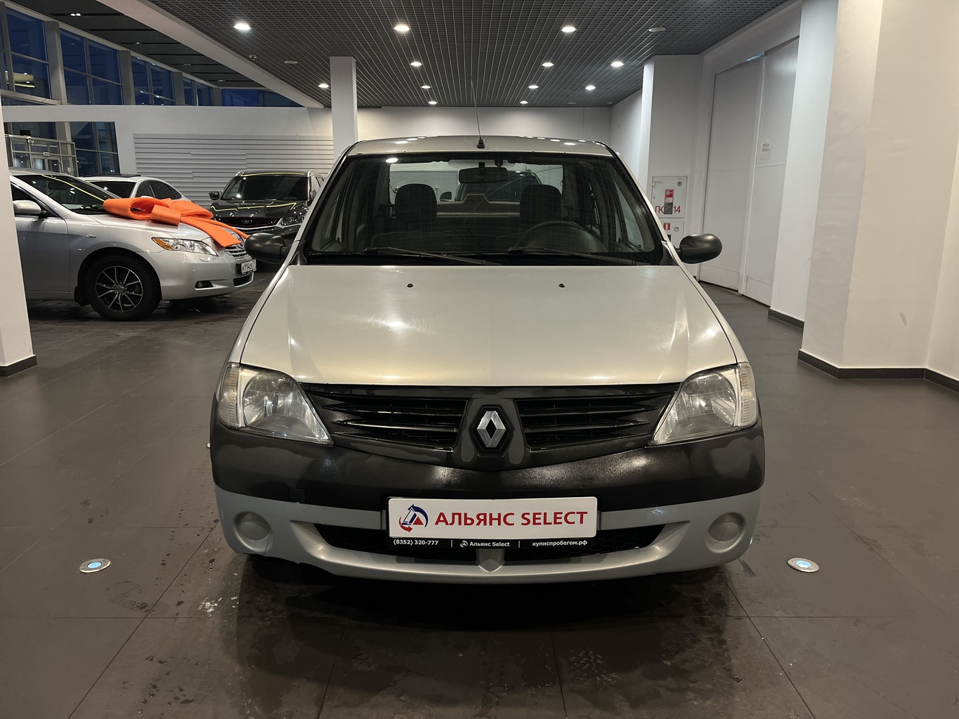 RENAULT LOGAN