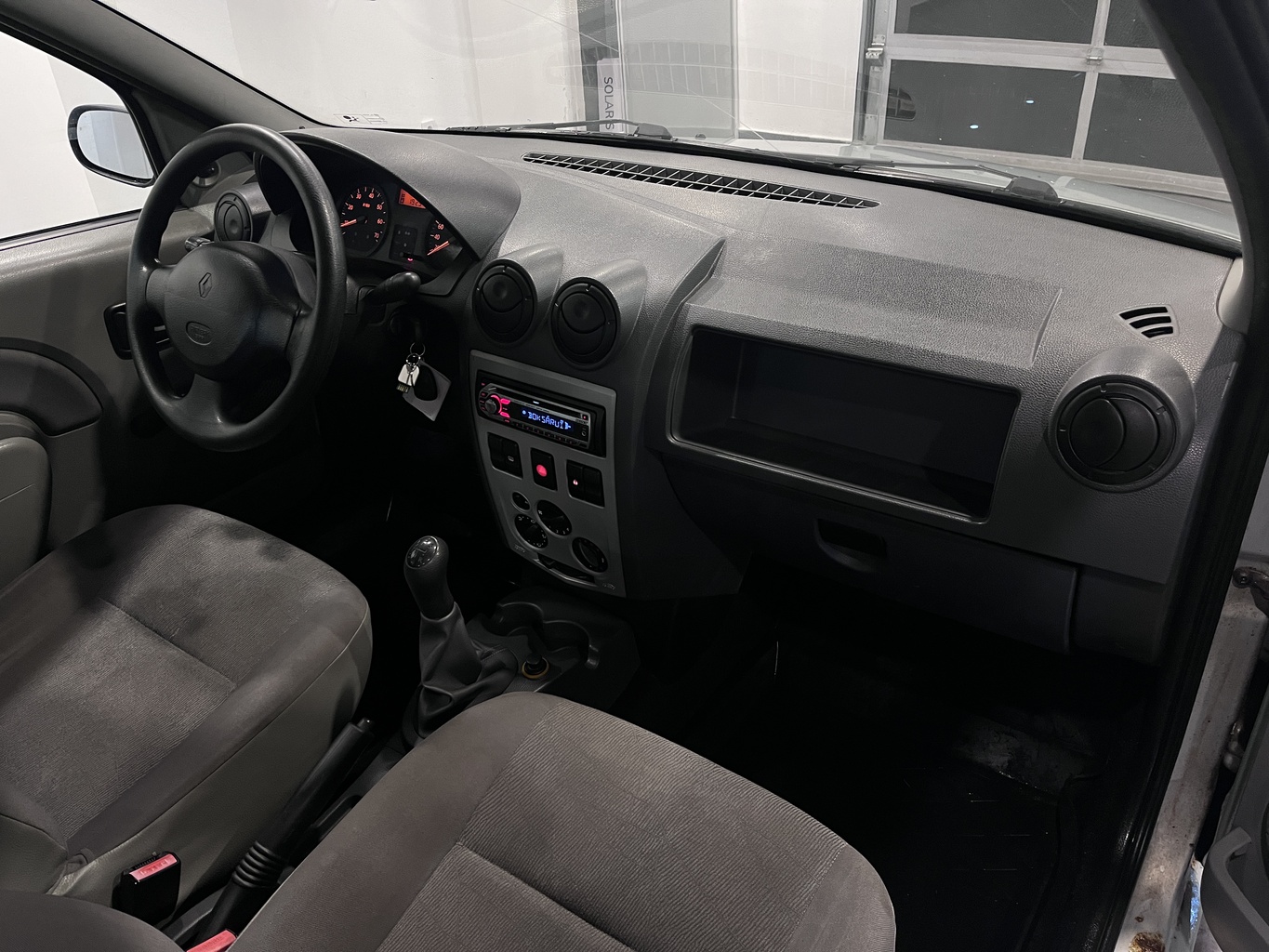 RENAULT LOGAN
