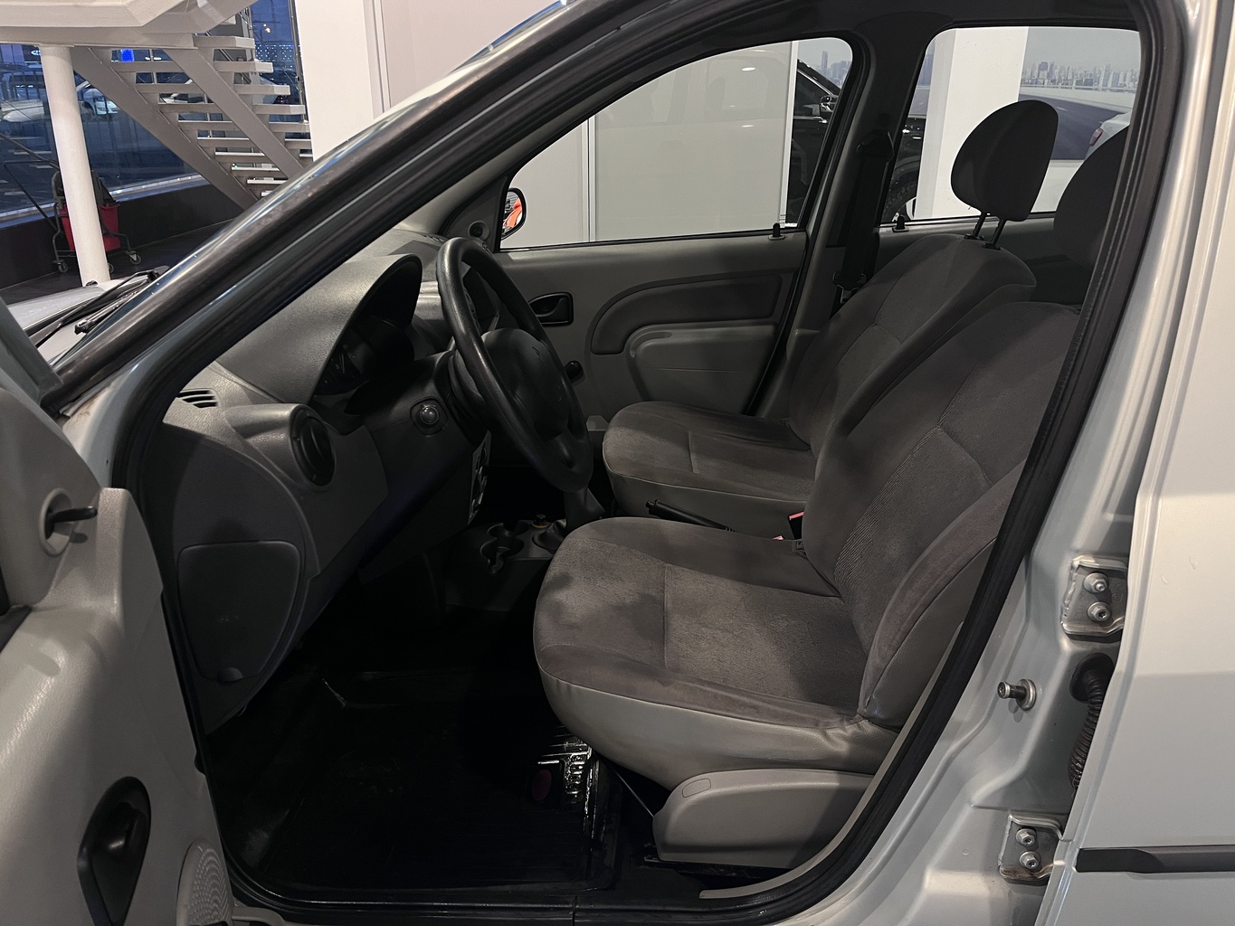 RENAULT LOGAN