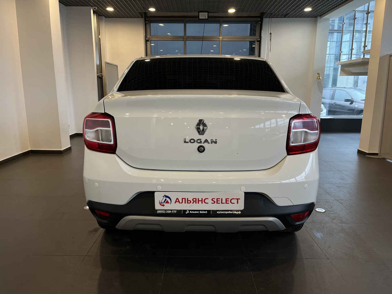RENAULT LOGAN