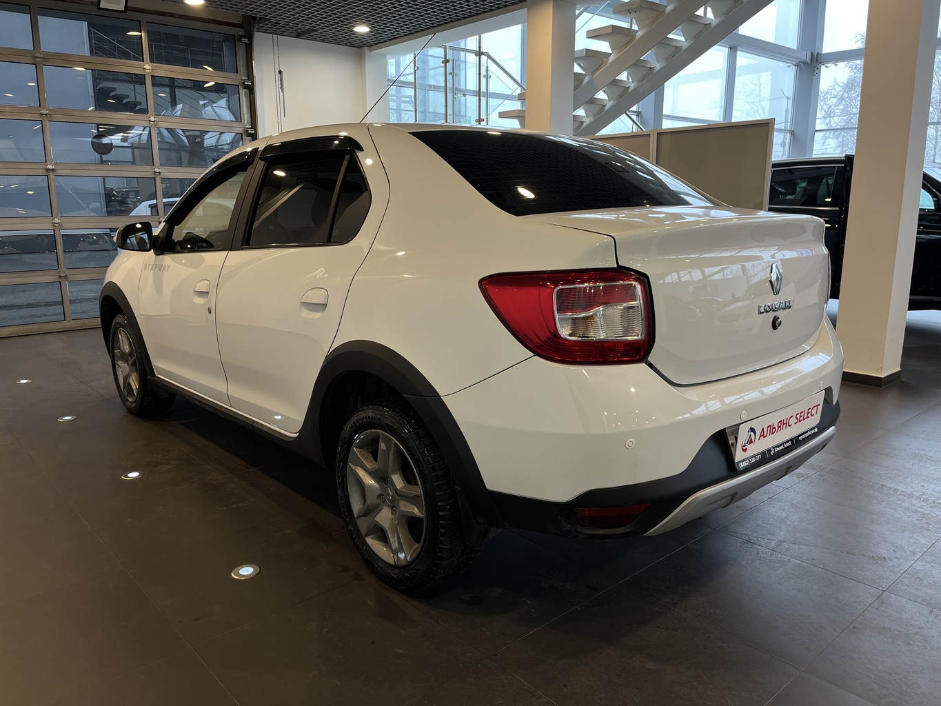 RENAULT LOGAN