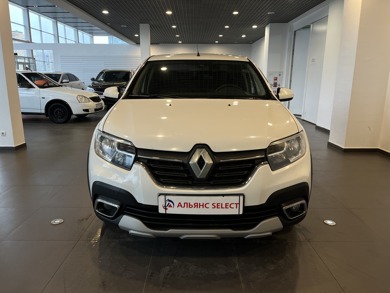 RENAULT LOGAN