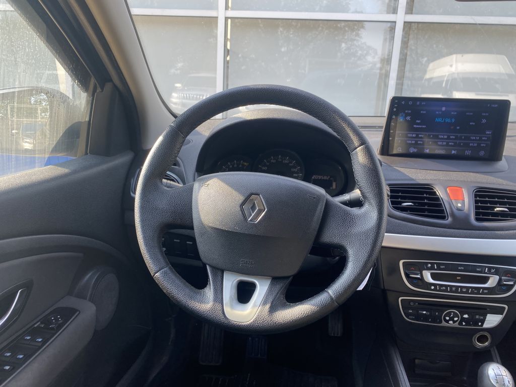 RENAULT FLUENCE