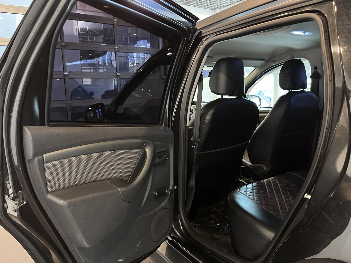 RENAULT DUSTER