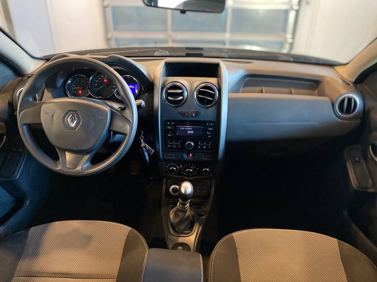 RENAULT DUSTER