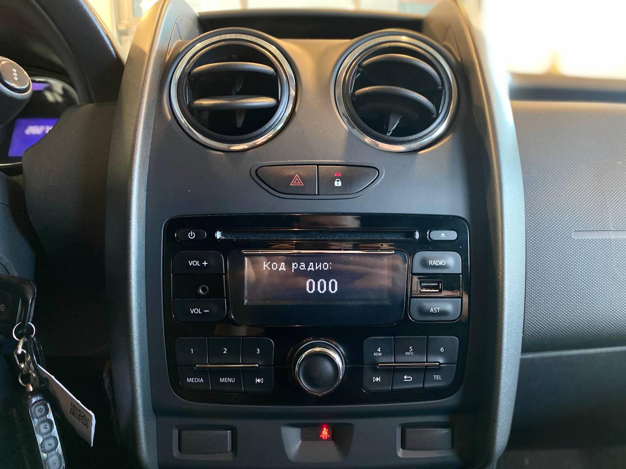 RENAULT DUSTER