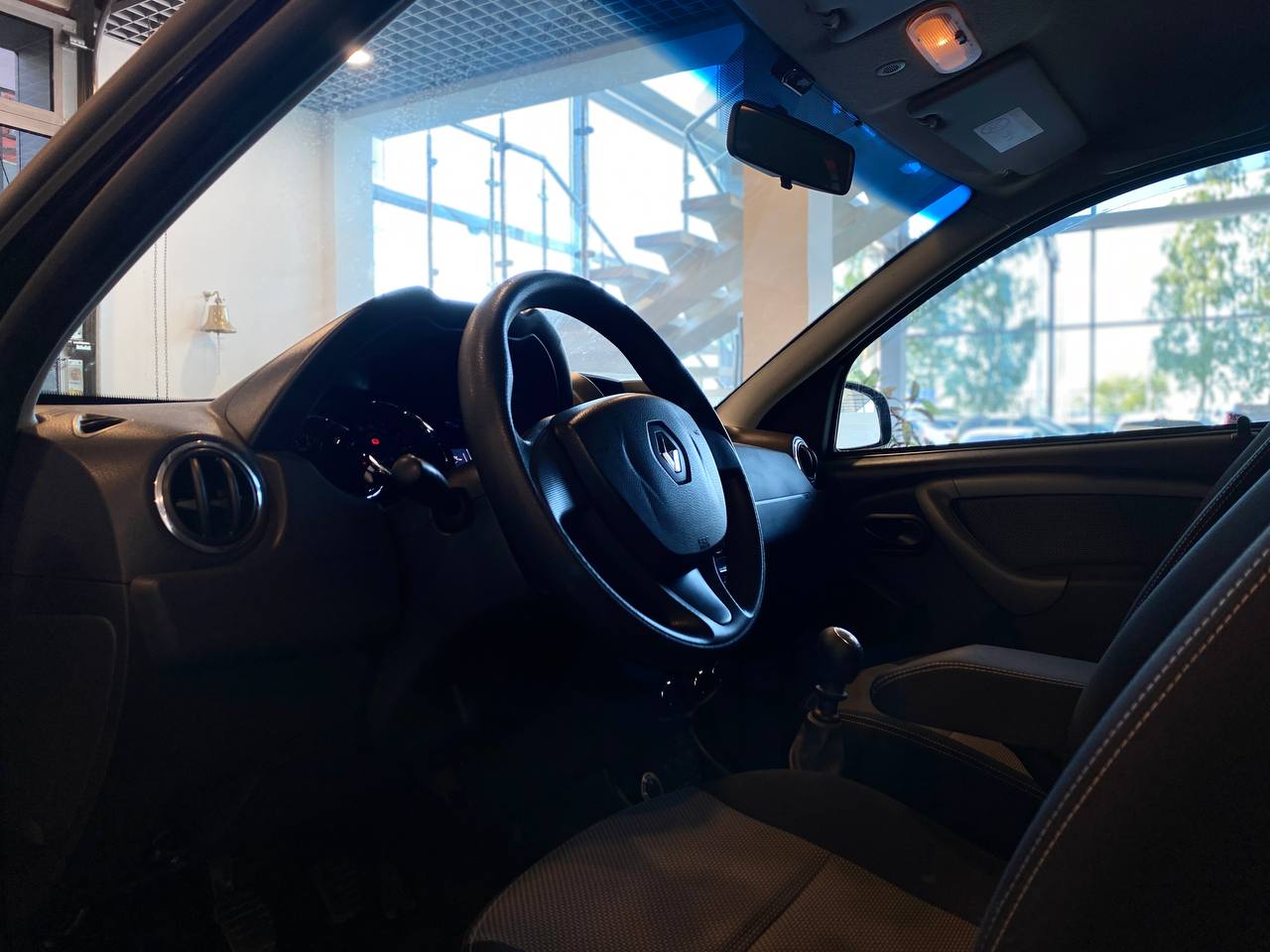 RENAULT DUSTER