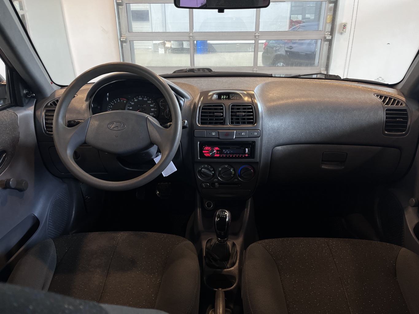 HYUNDAI ACCENT
