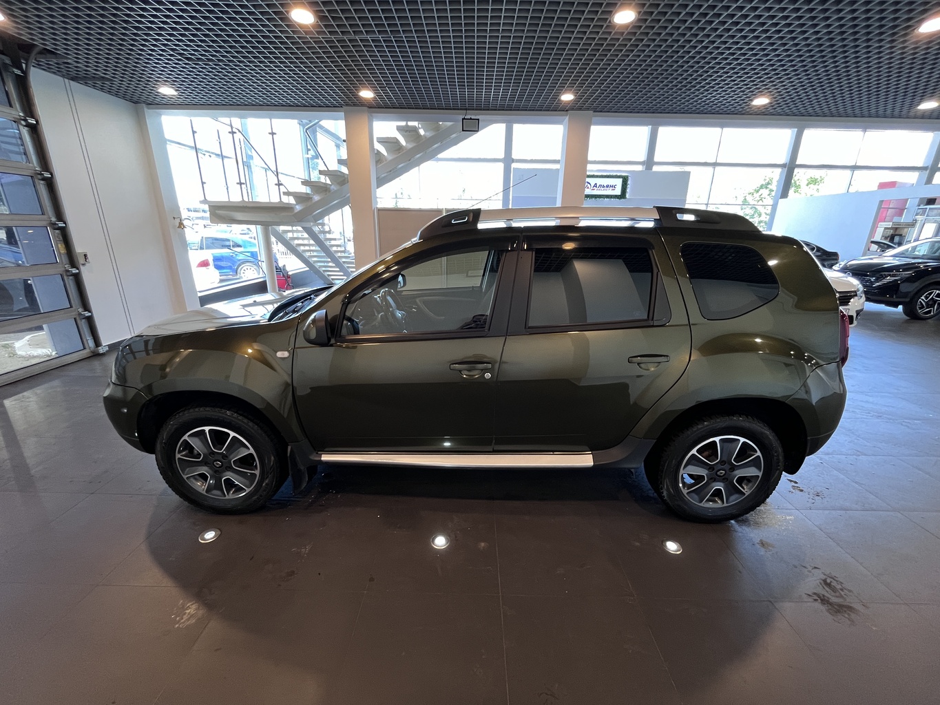 RENAULT DUSTER