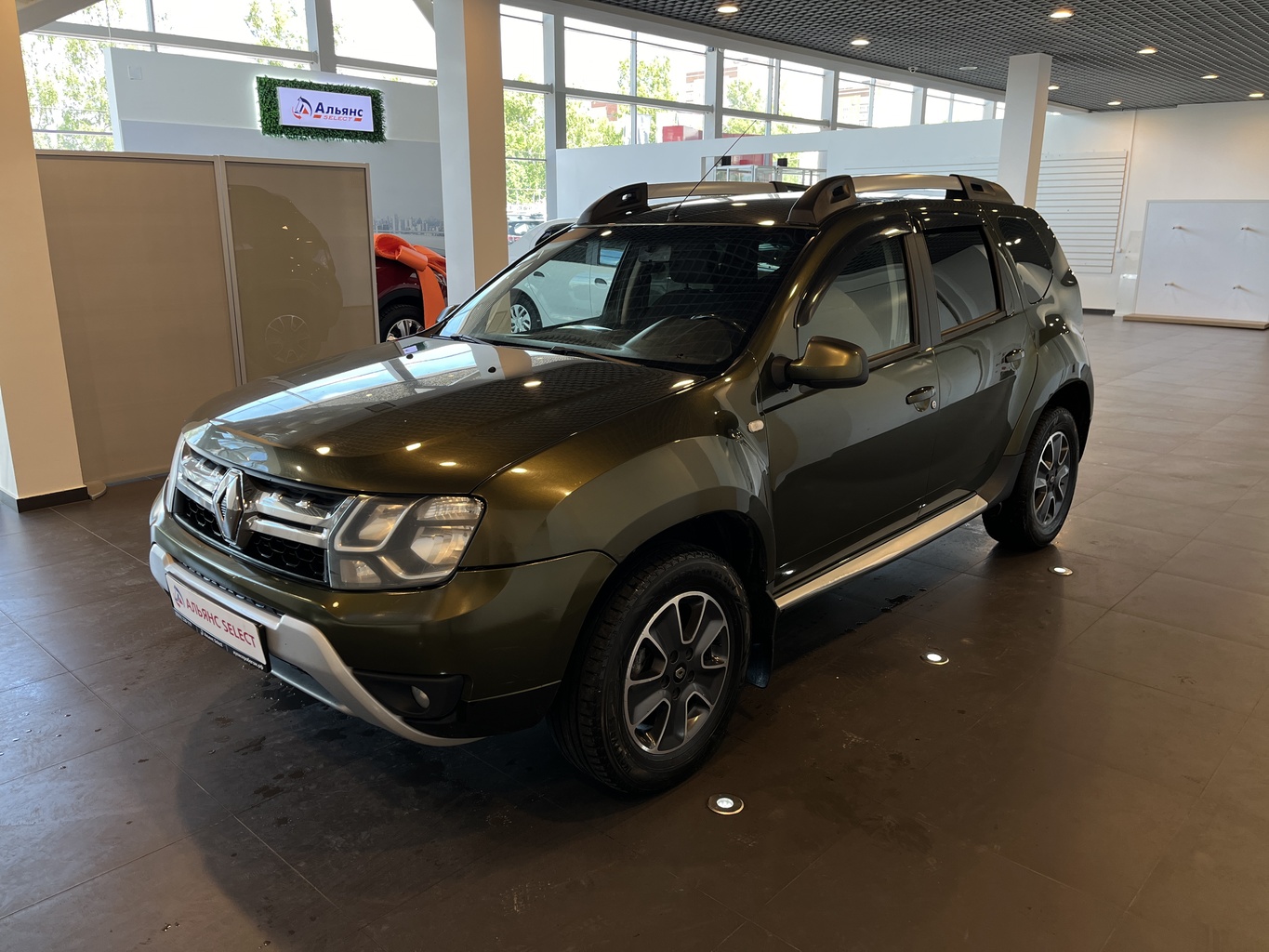 RENAULT DUSTER