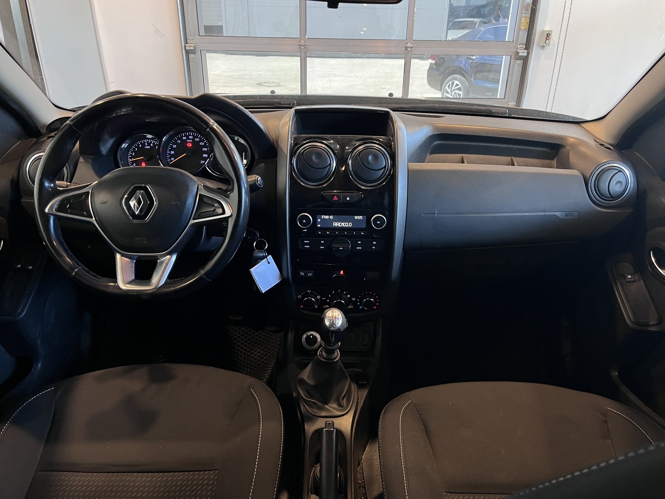 RENAULT DUSTER
