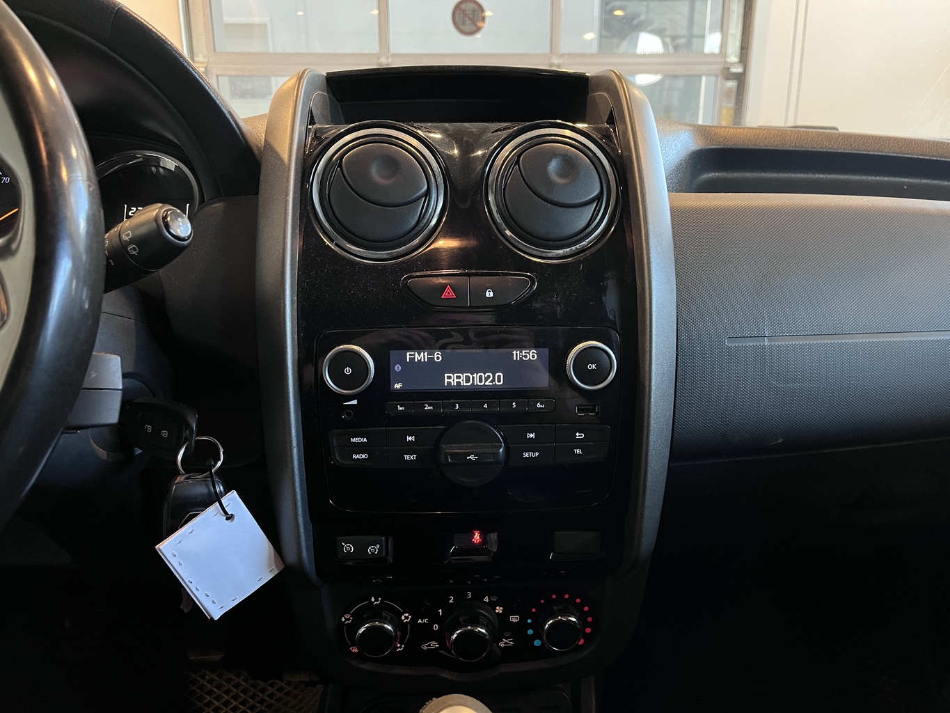 RENAULT DUSTER