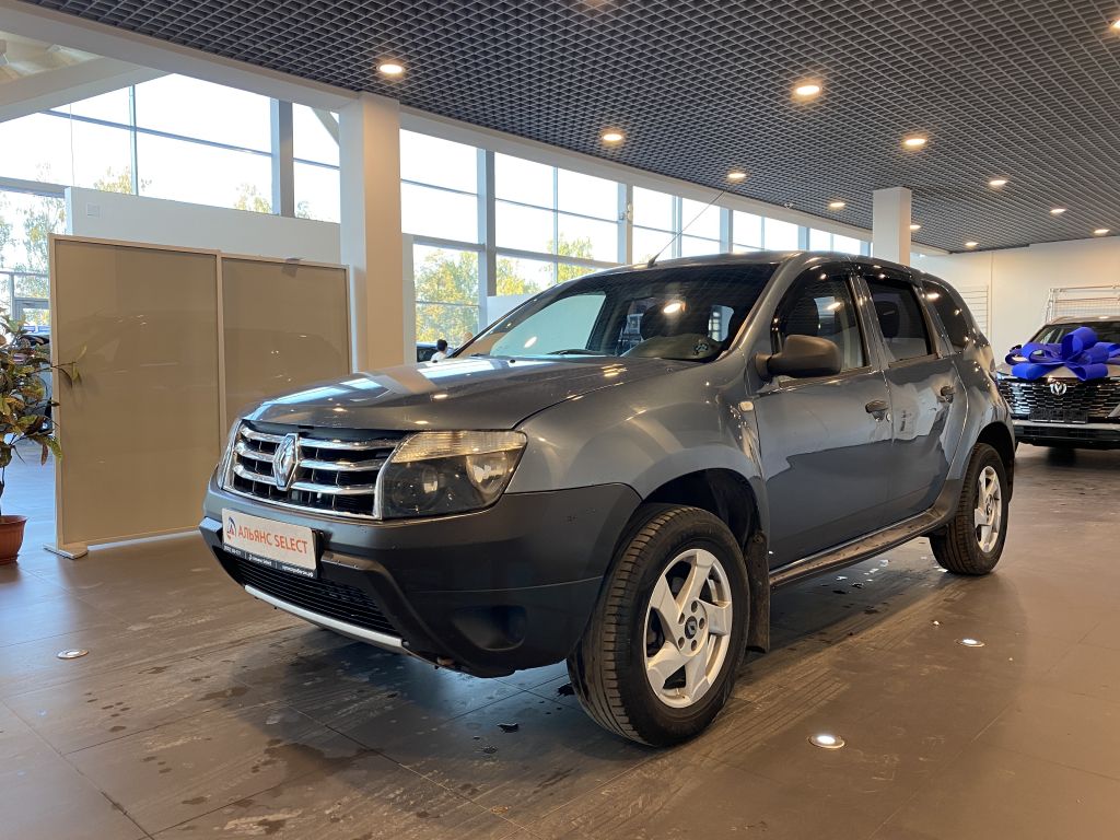 RENAULT DUSTER