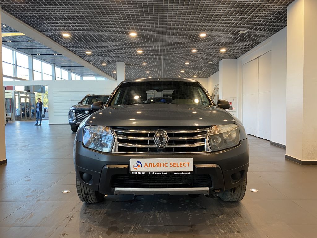 RENAULT DUSTER