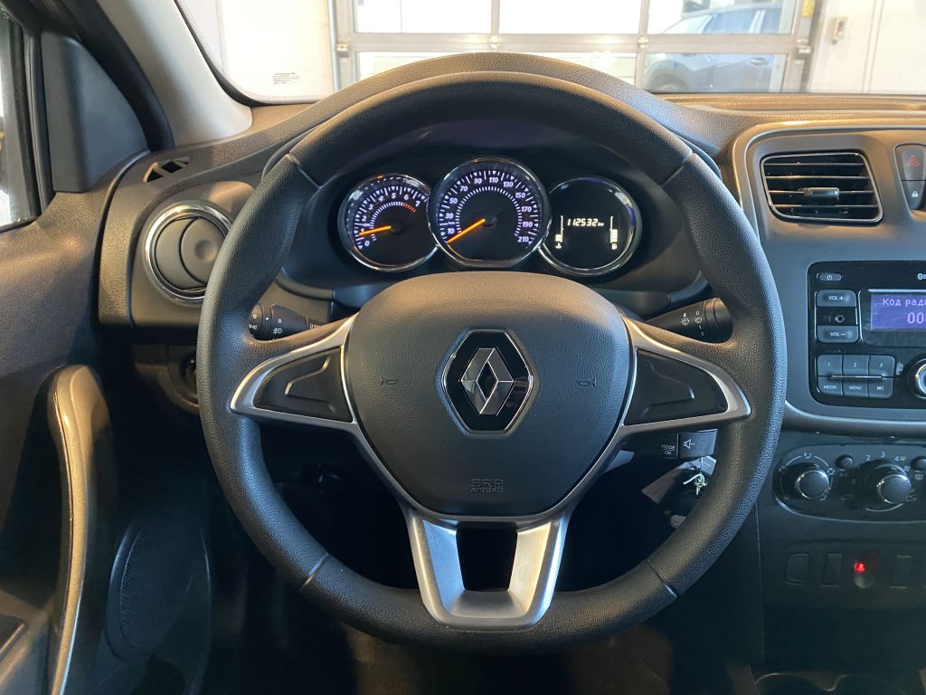 RENAULT LOGAN