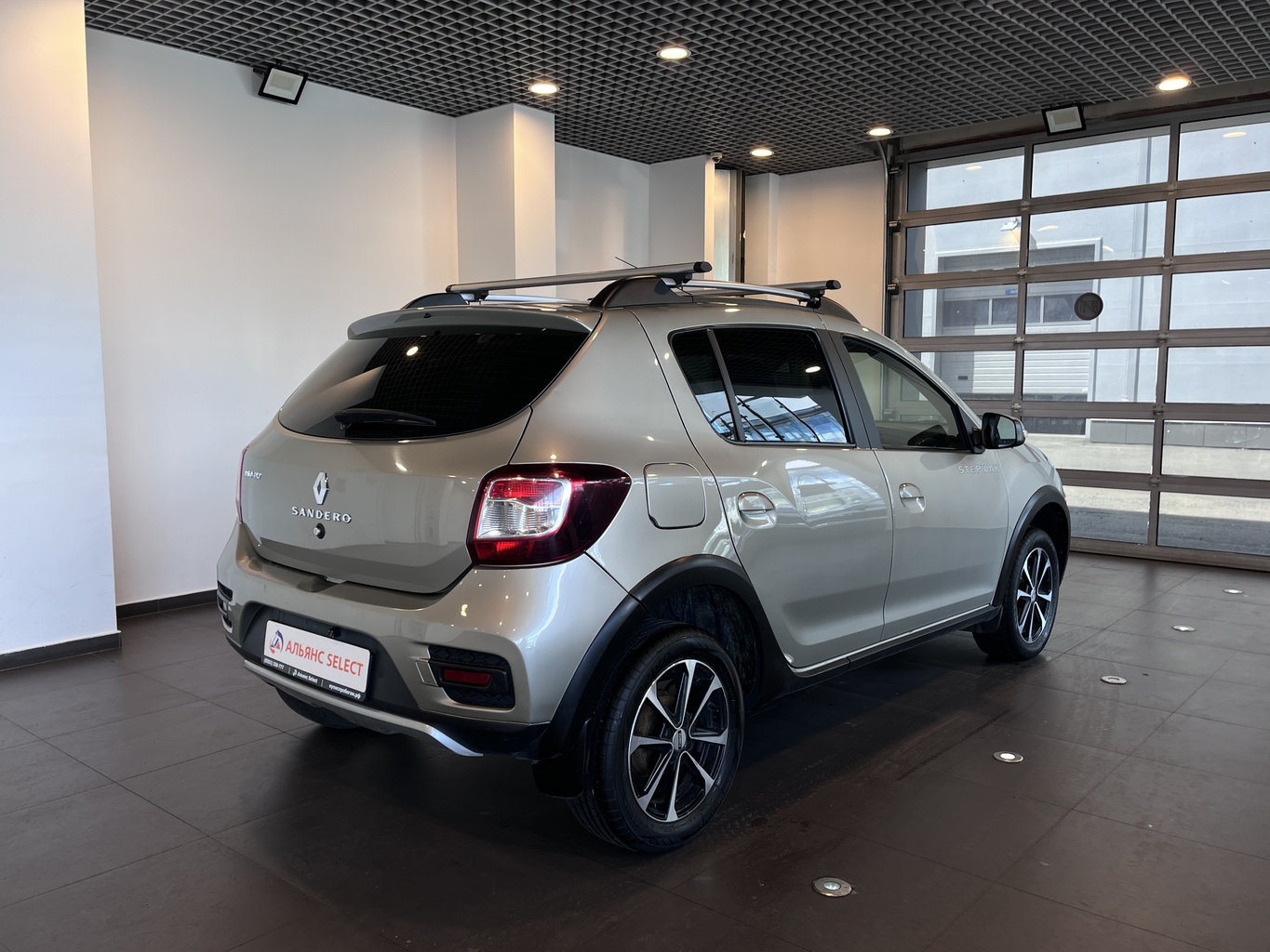 RENAULT SANDERO