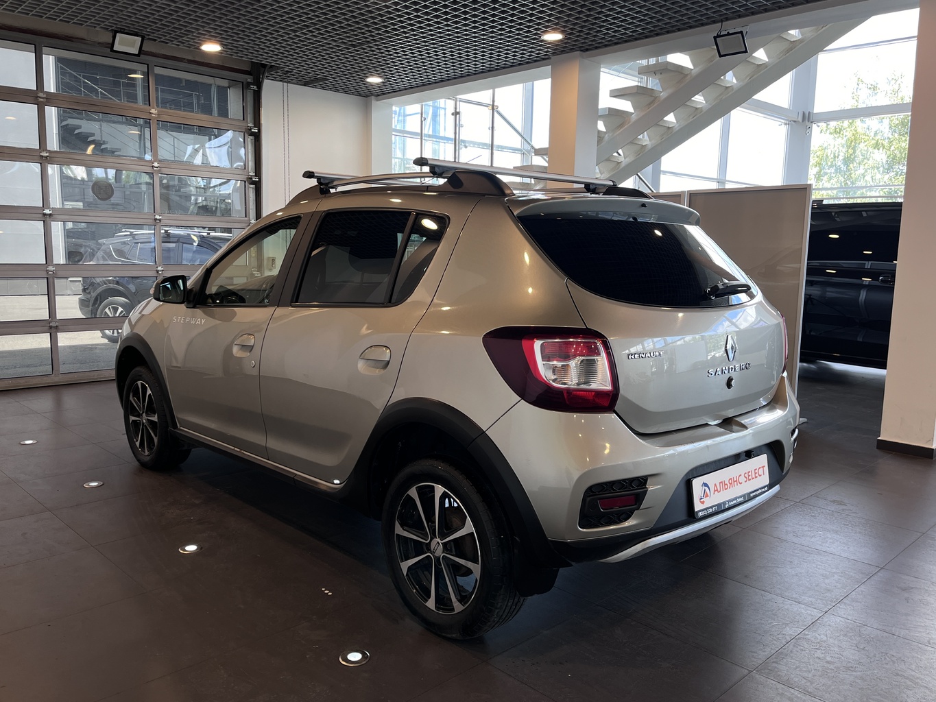 RENAULT SANDERO