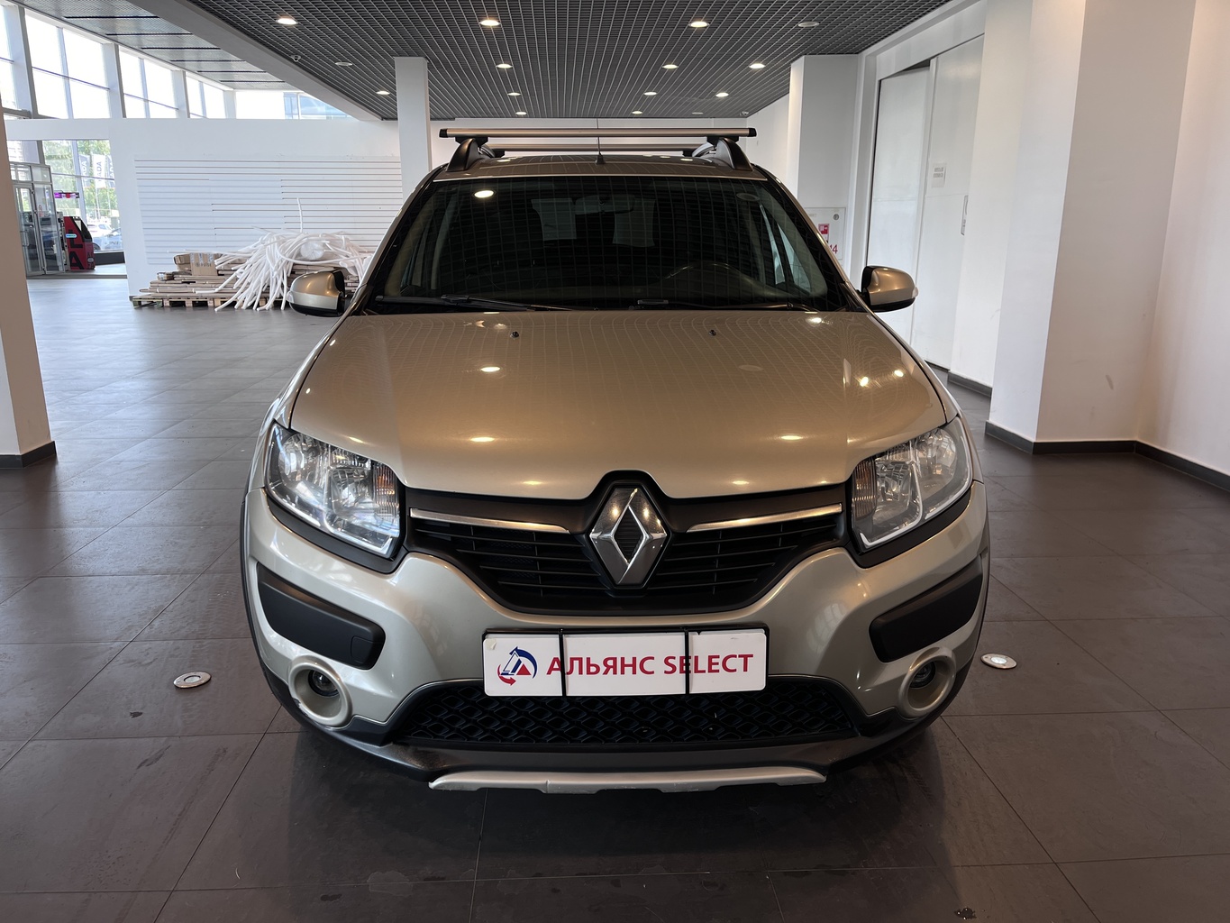 RENAULT SANDERO