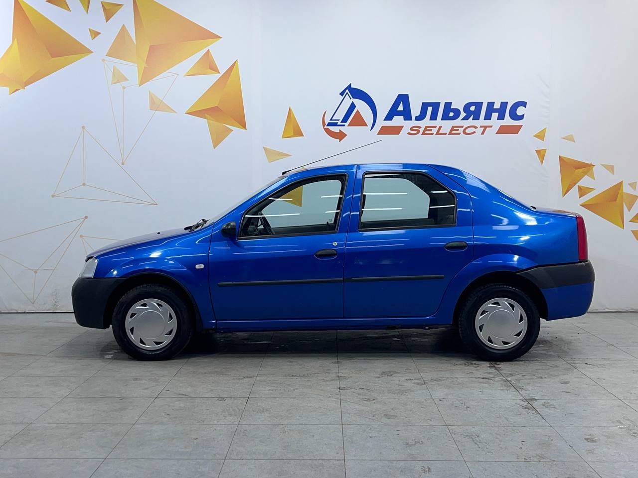 RENAULT LOGAN