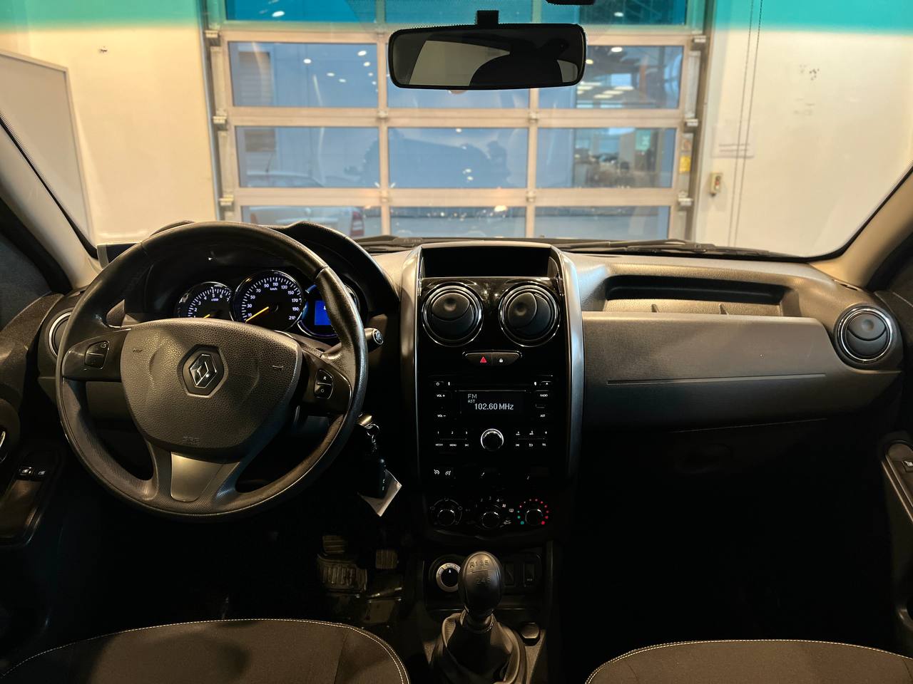 RENAULT DUSTER