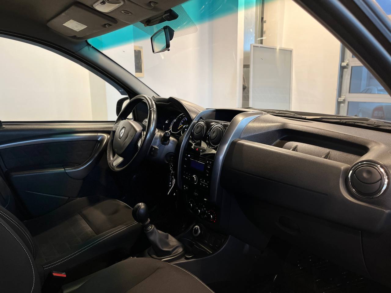 RENAULT DUSTER