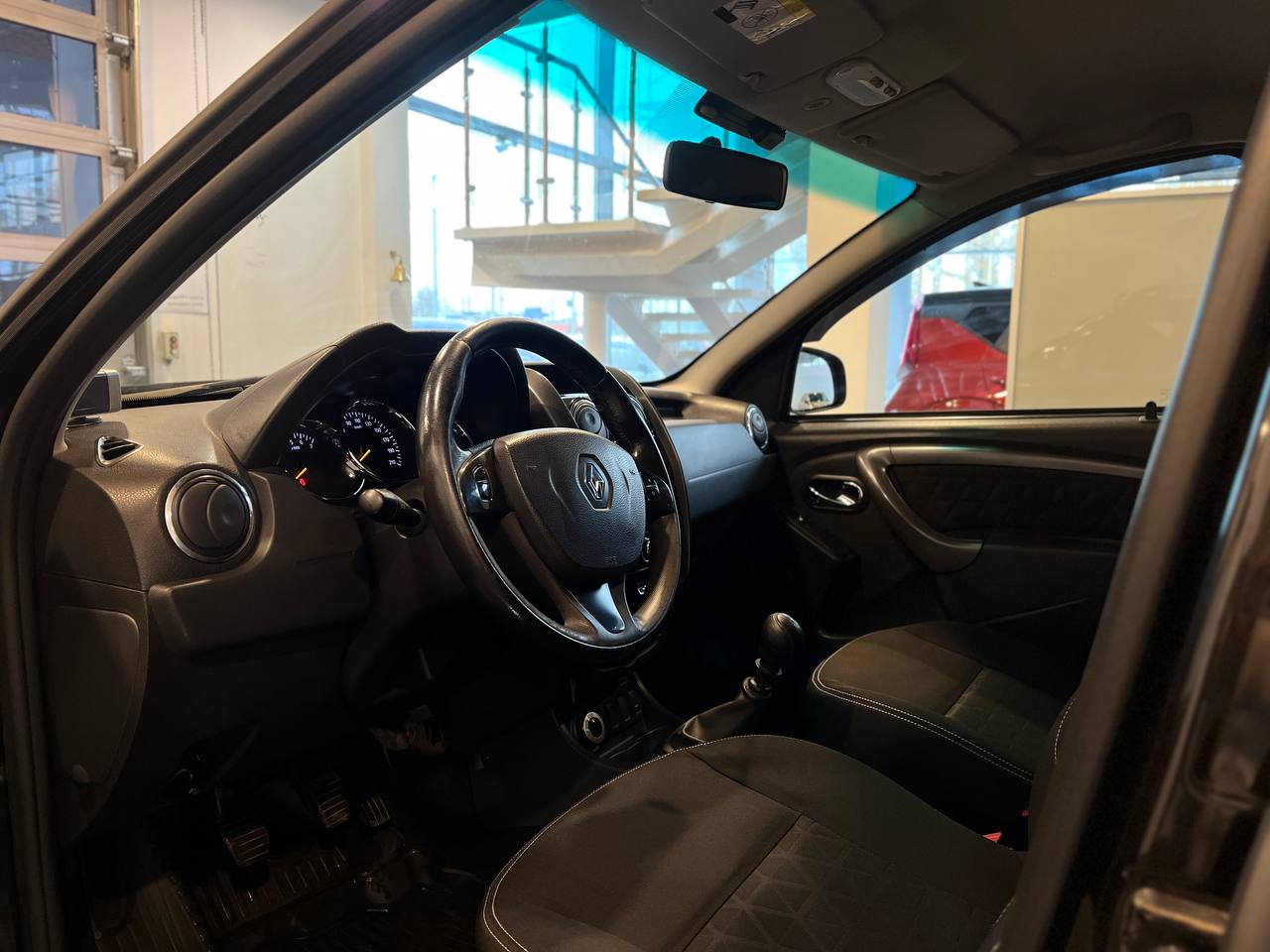 RENAULT DUSTER