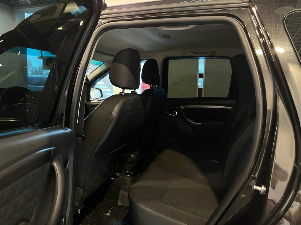RENAULT DUSTER