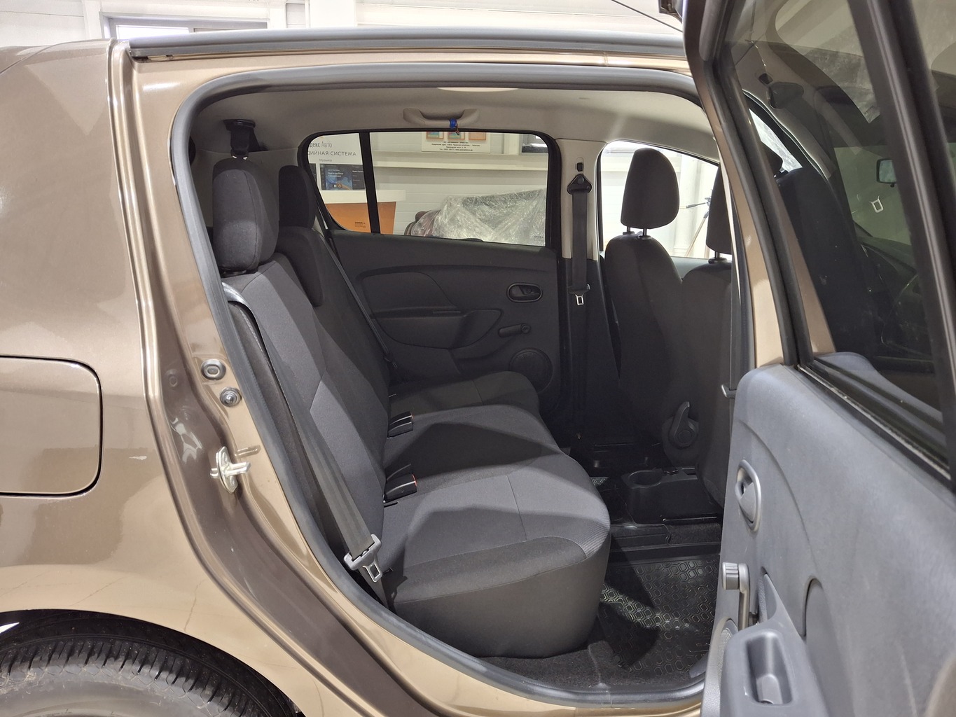RENAULT SANDERO