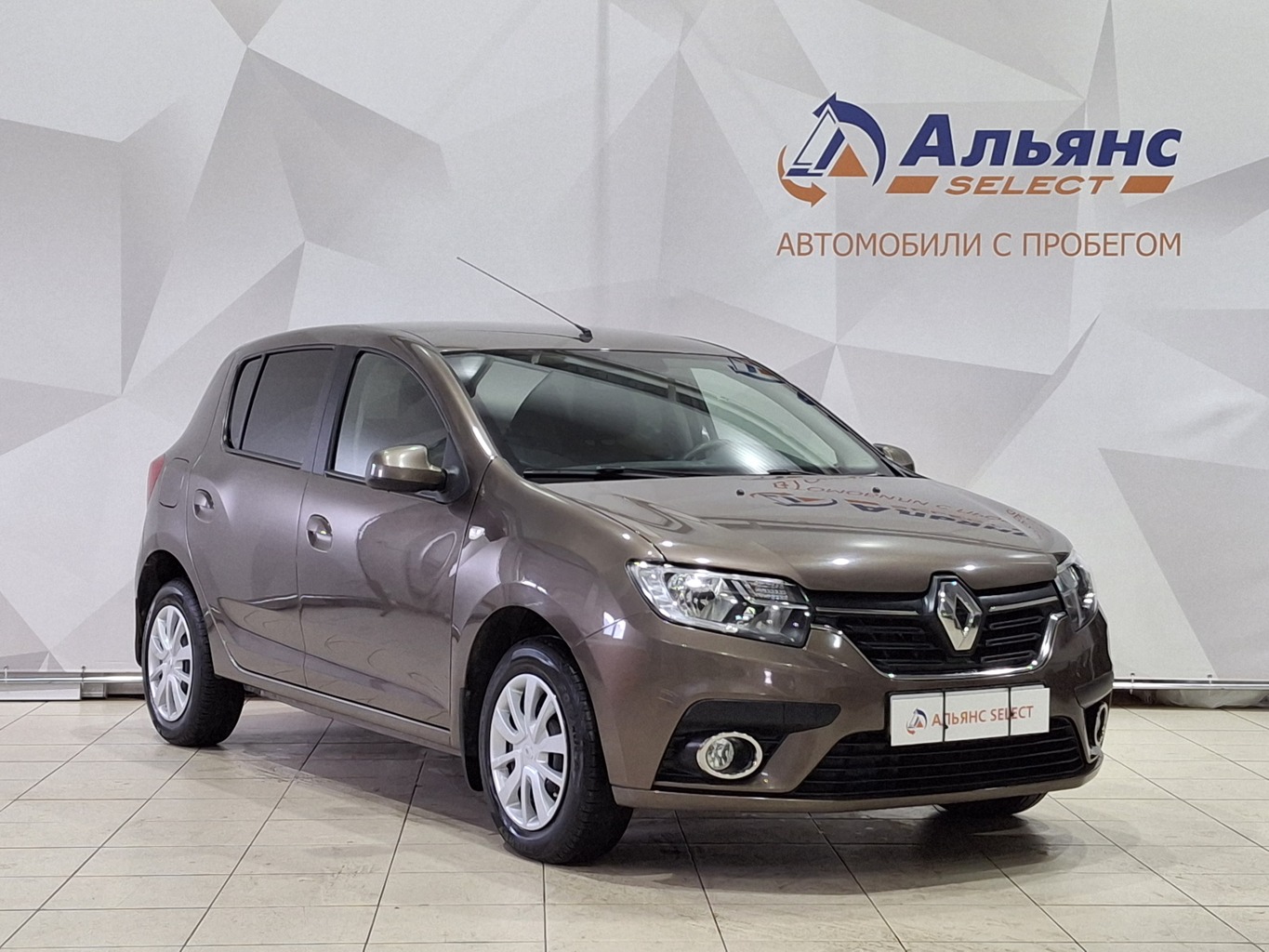 RENAULT SANDERO